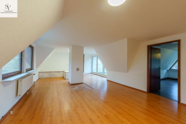 4143338 8tH85ipDq8VuH1JzH7rC79dv Bild132